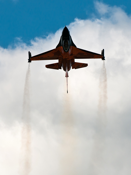 045_NATO Days Ostrava_RNLAF Demo Team_Fokker F-16AM Fighting Falcon.jpg